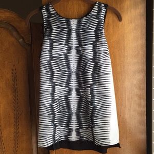 🌟Kensie Sleeveless Top🌟